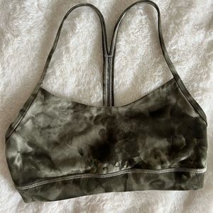 Lululemon sport bra